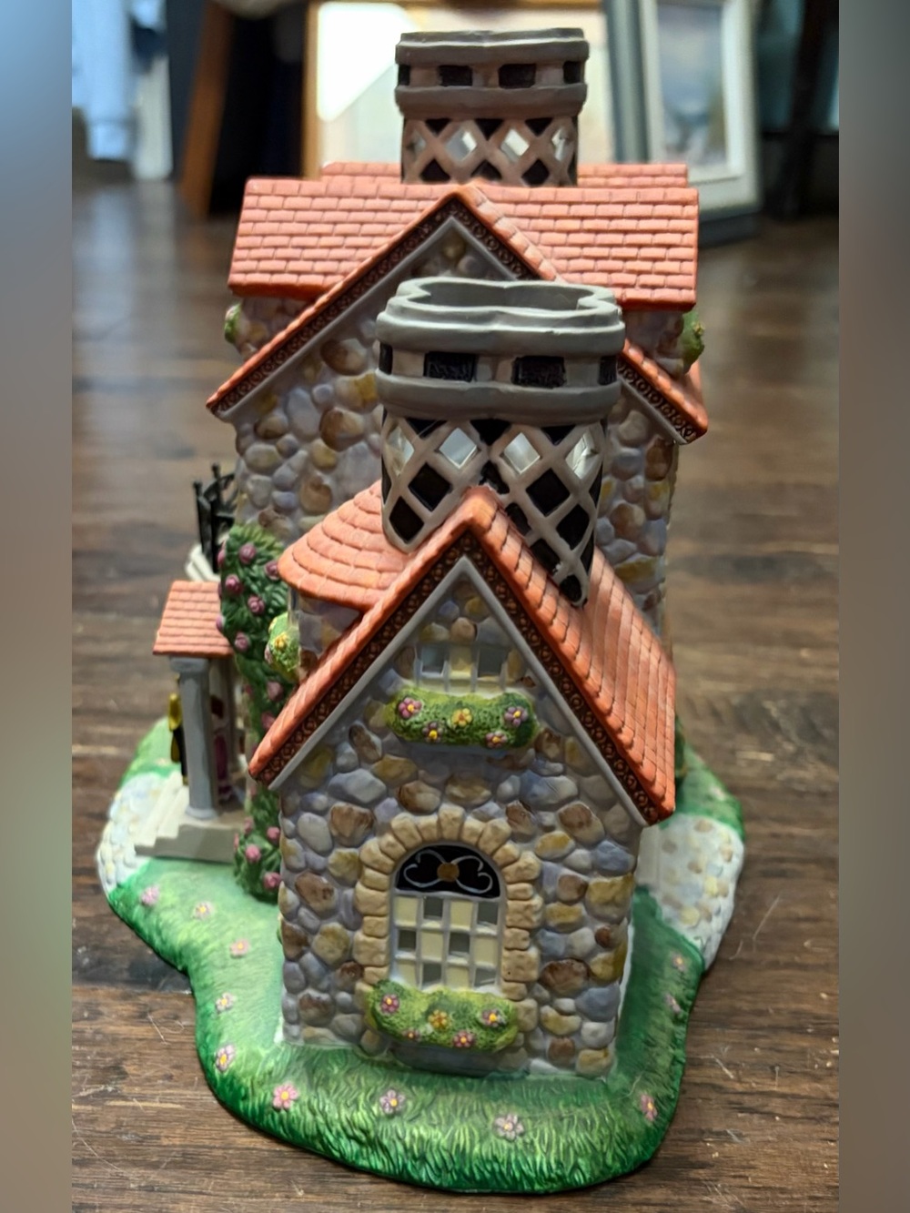 PartyLite Olde World Village #3 Bristol House Retired - Picture 4 of 16